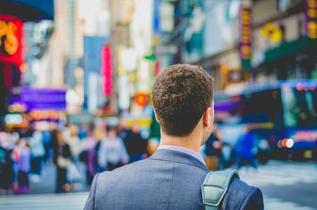 Reconversion professionnelle en 2025 : Comment réussir son changement de carrière étape par étape ?